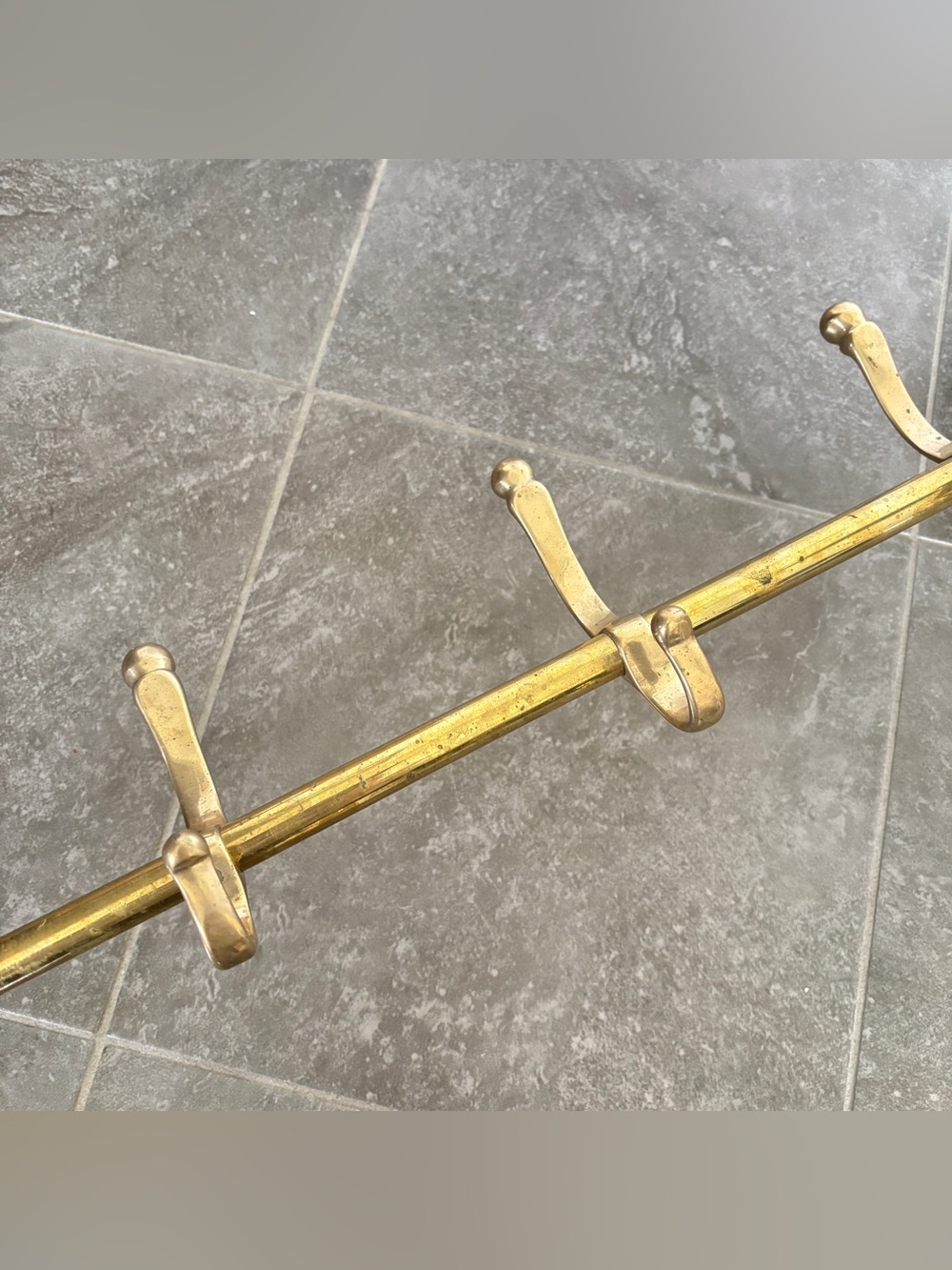 Vintage 3.5 ft Brass Horse Head Tack Rack Coat Rack, Equestrian Entryway 5 Hooks - Picture 6 of 16